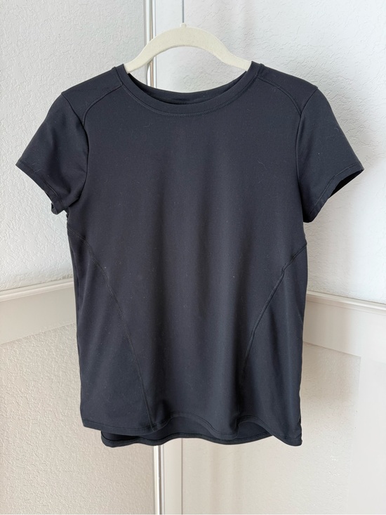 all in motion Other - All in Motion Girls shirt with key hole back
